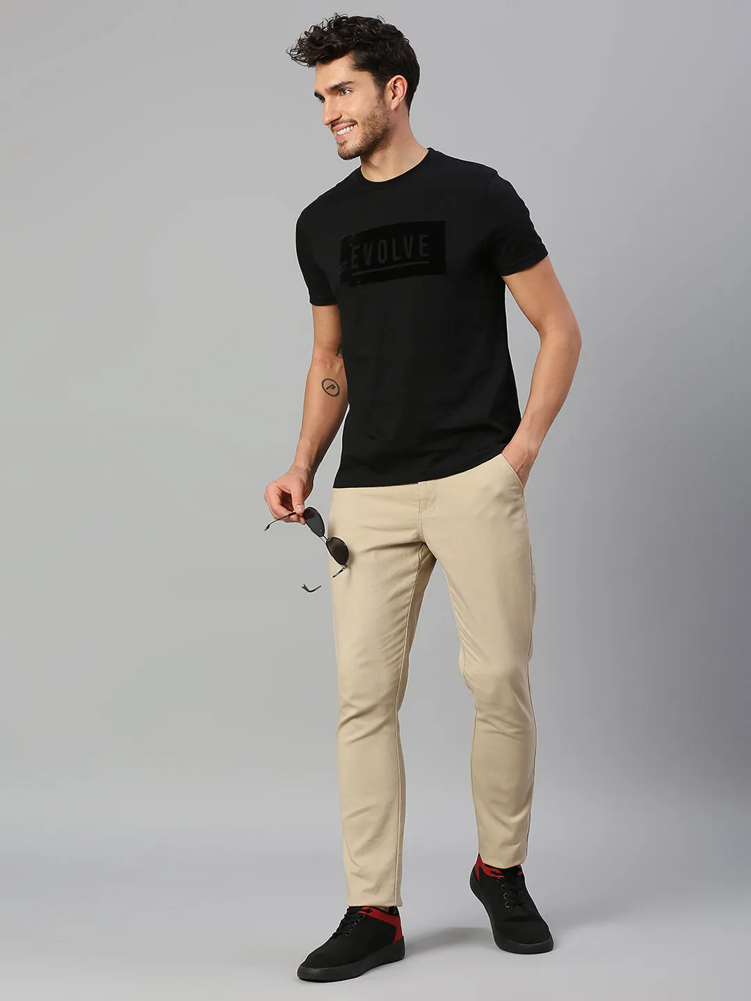 Men's Pure Cotton Printed Half Sleeves Casual T-Shirt (Black)