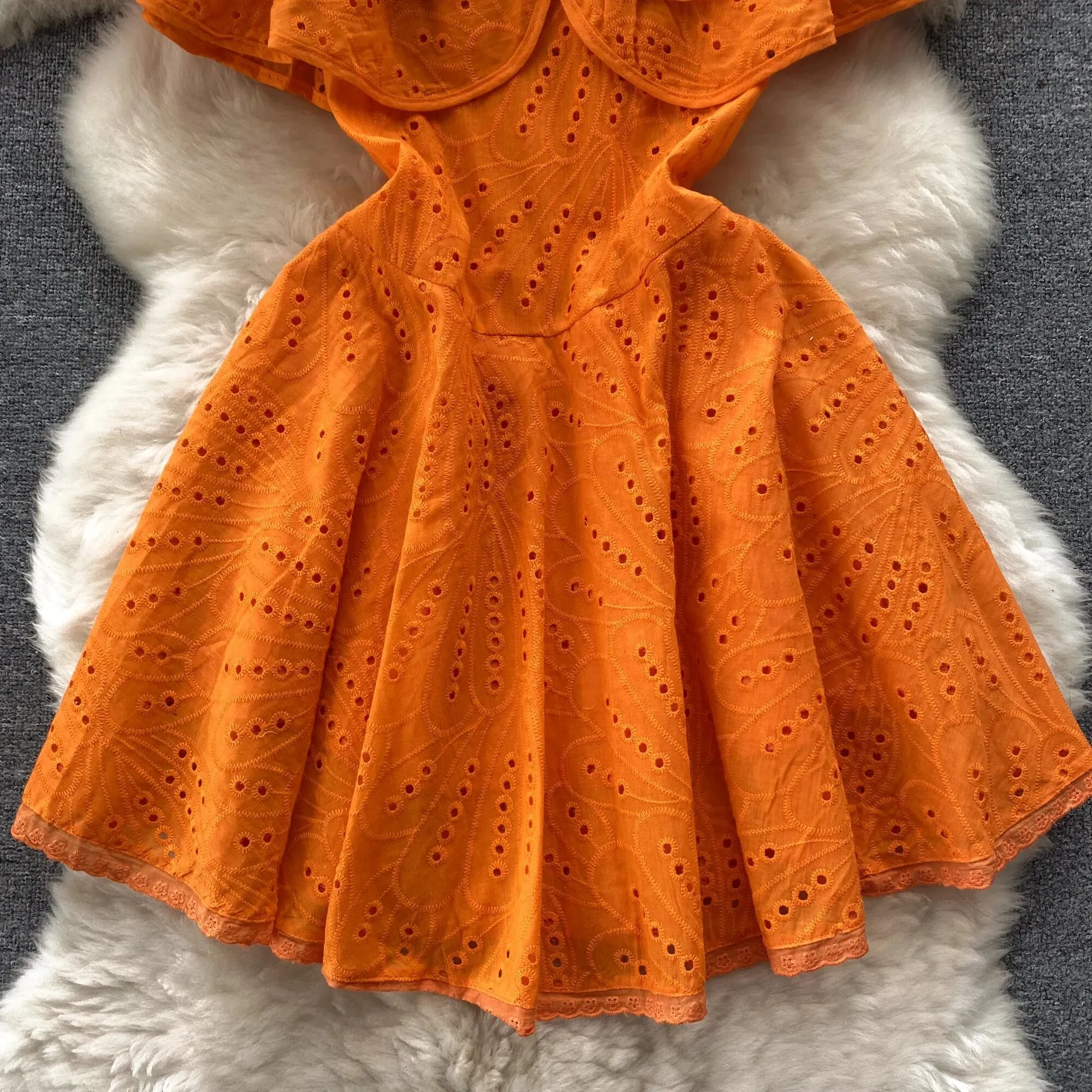 Tempa Hollow out Dress